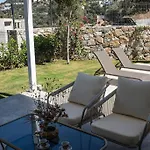 Villa Al Mare Oezel Havuzlu Villa
